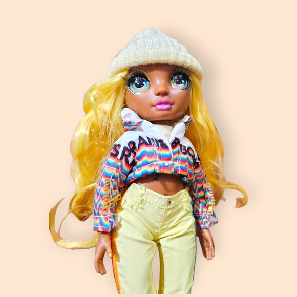 Rainbow High Sunny Madison doll - Picture 3 of 7